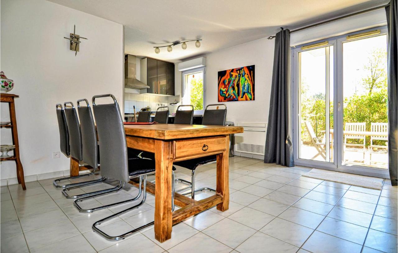 Lovely Apartment In Orange With Kitchen 外观 照片
